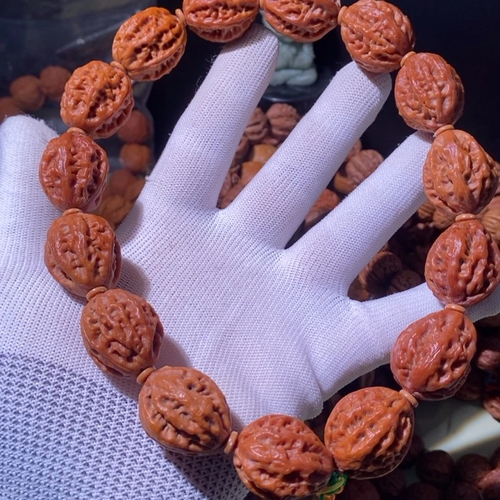 手串文玩核桃……35