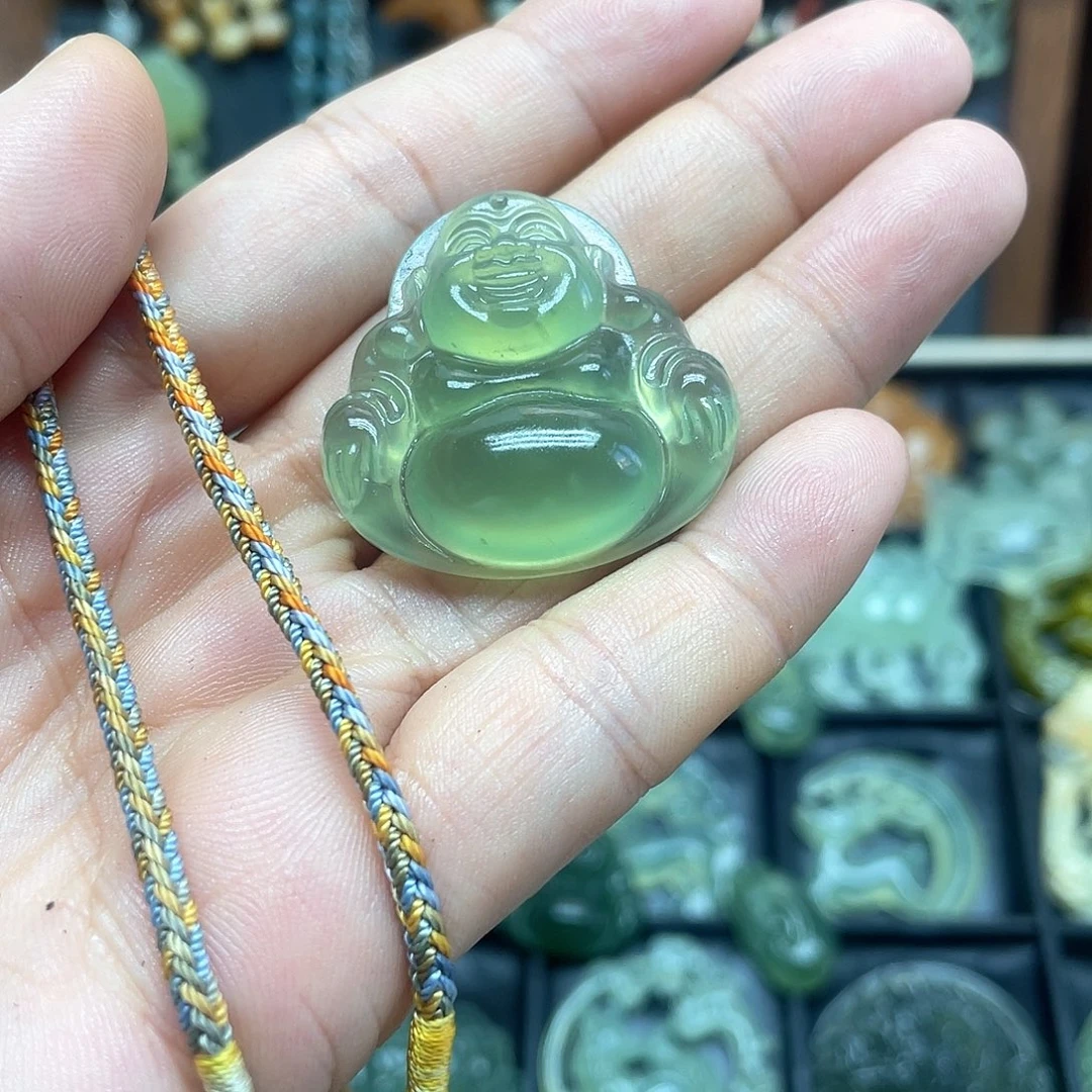 合金蛇纹石玉颈饰爱****?