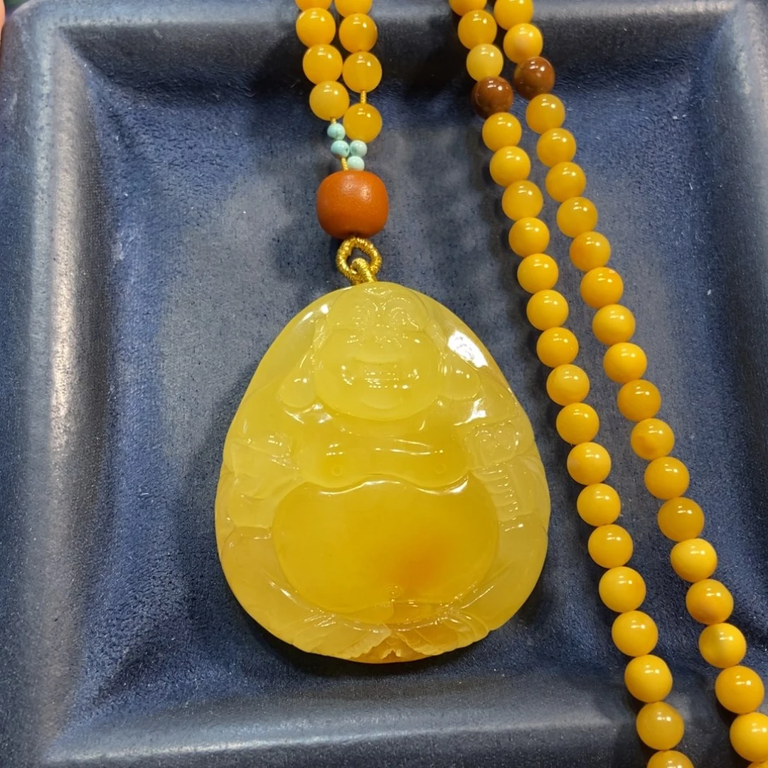 琥珀未镶嵌颈饰蜜蜡