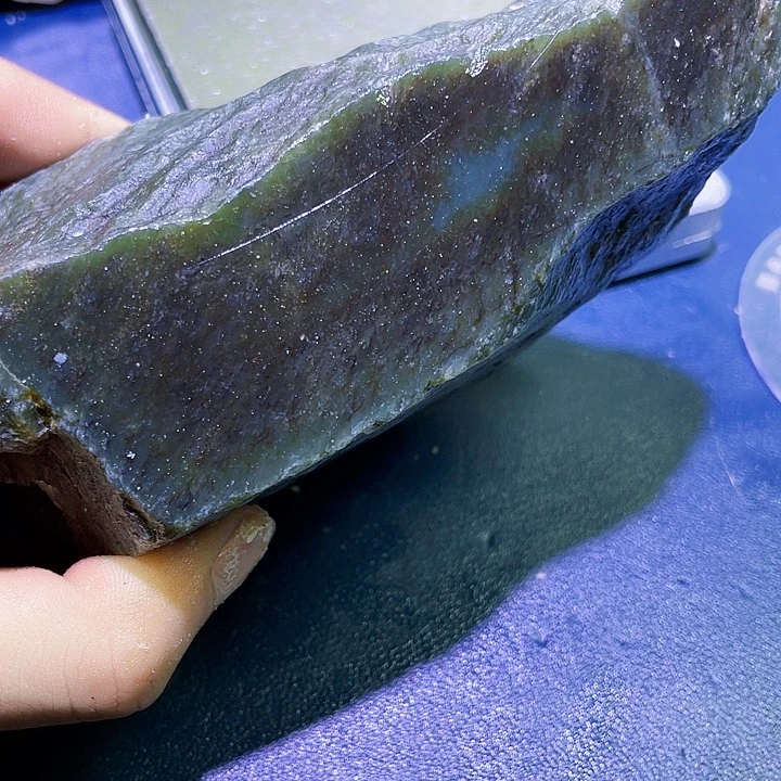 未镶嵌和田玉（糖玉）珠宝半成品