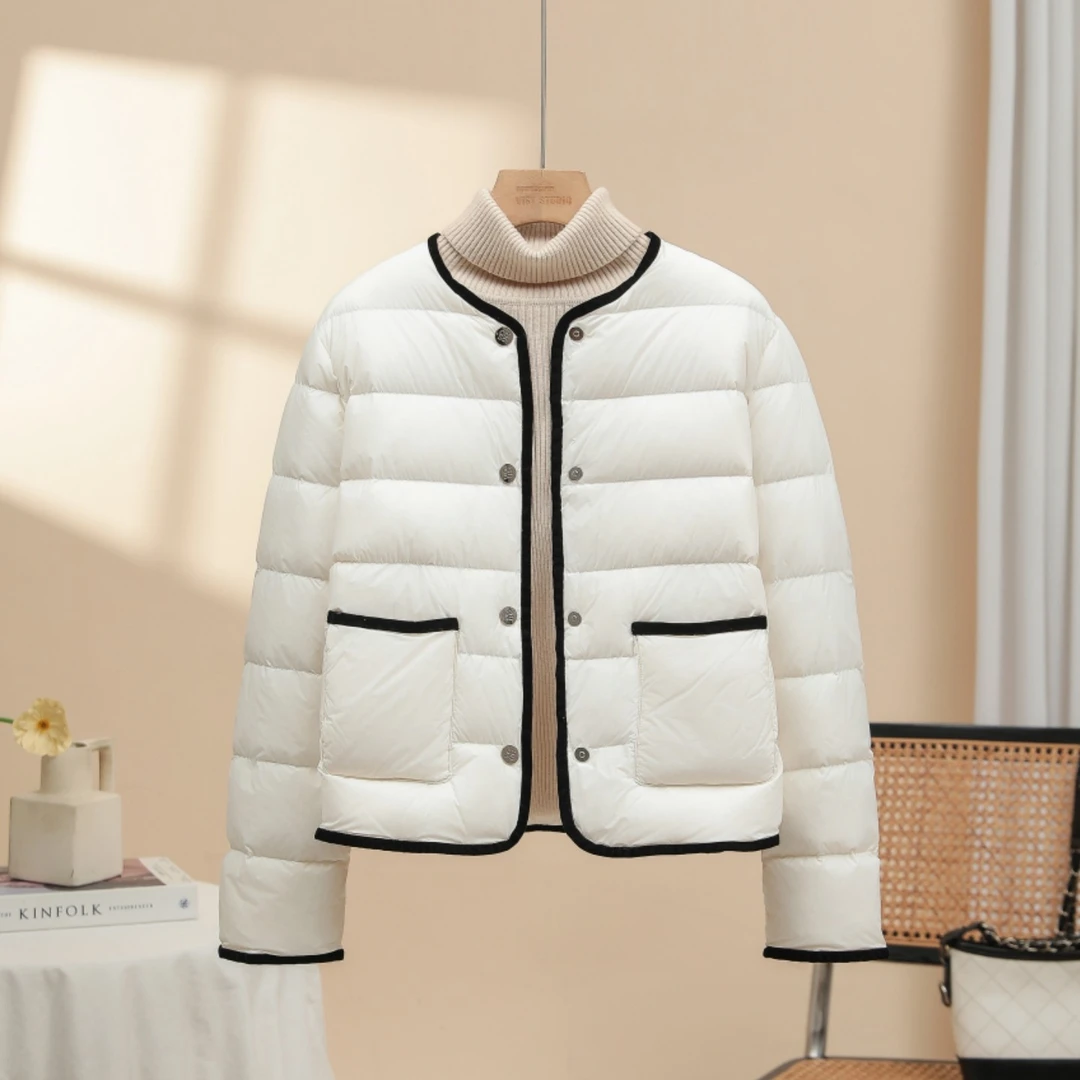 90绒女士轻薄短款羽绒服时尚保暖小香风百搭洋气圆领秋冬季外套