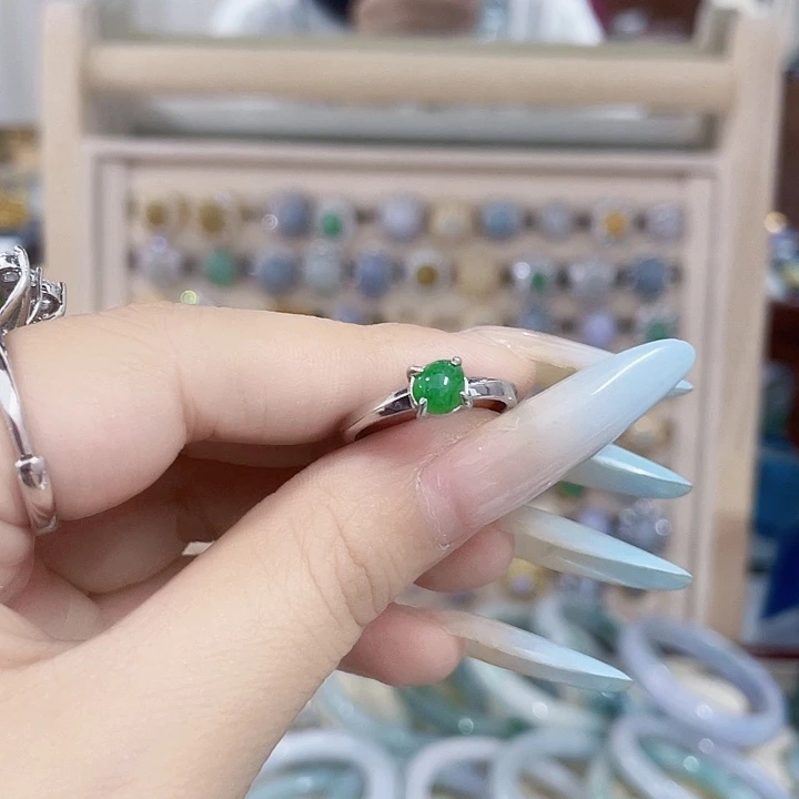 颈饰未镶嵌翡翠天然翡翠Ａ货