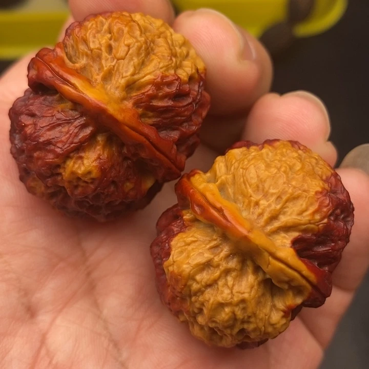 文玩核桃吊坠37 狮子球