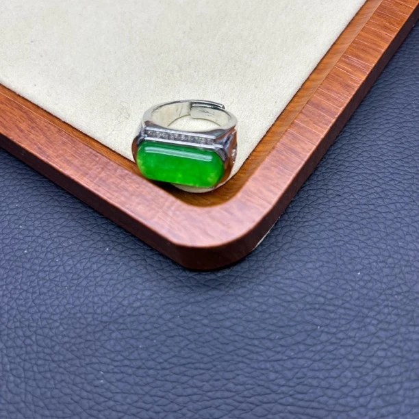 翡翠马鞍戒指大气088