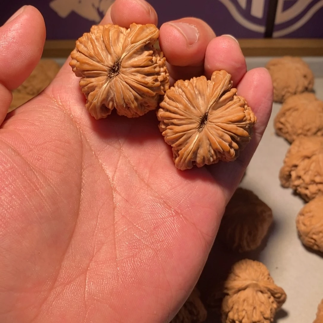 把件核桃40全品四座楼