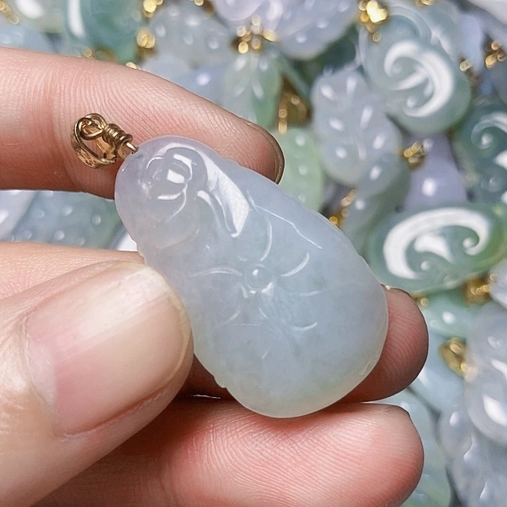 翡翠未镶嵌颈饰天然A货翡翠