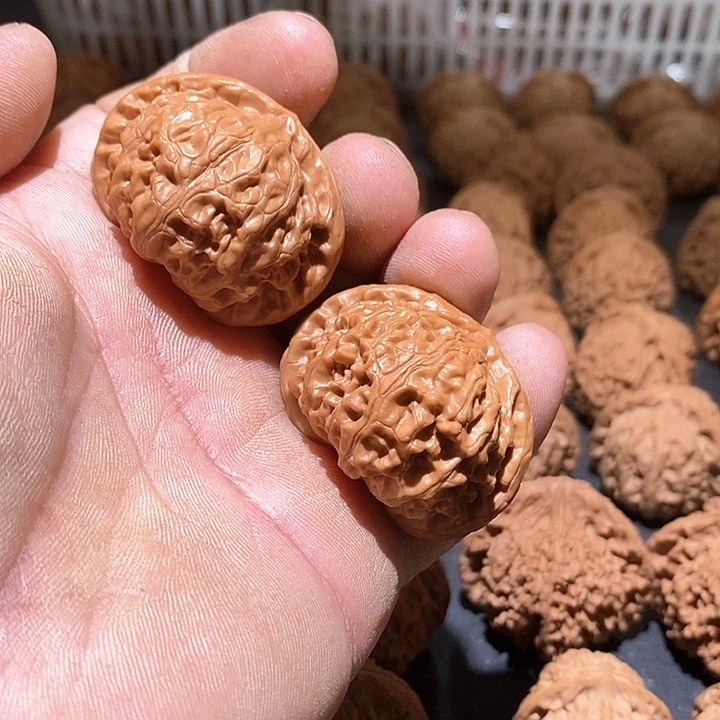 文玩核桃吊坠宫灯