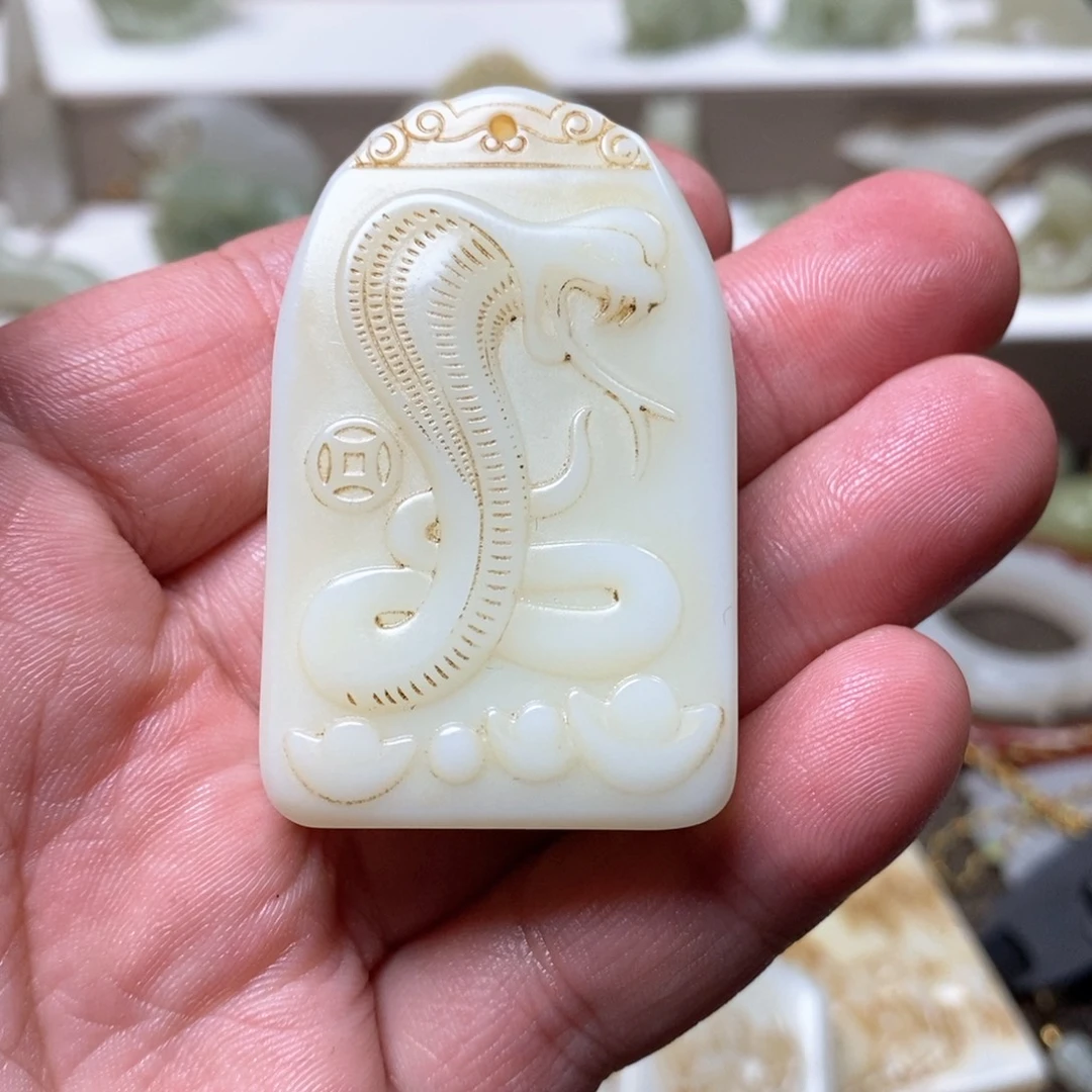 和田玉颈饰未镶嵌用****4