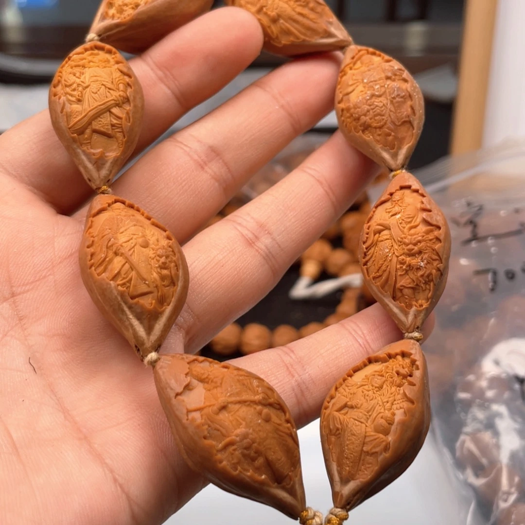 猴头核桃吊坠橄榄