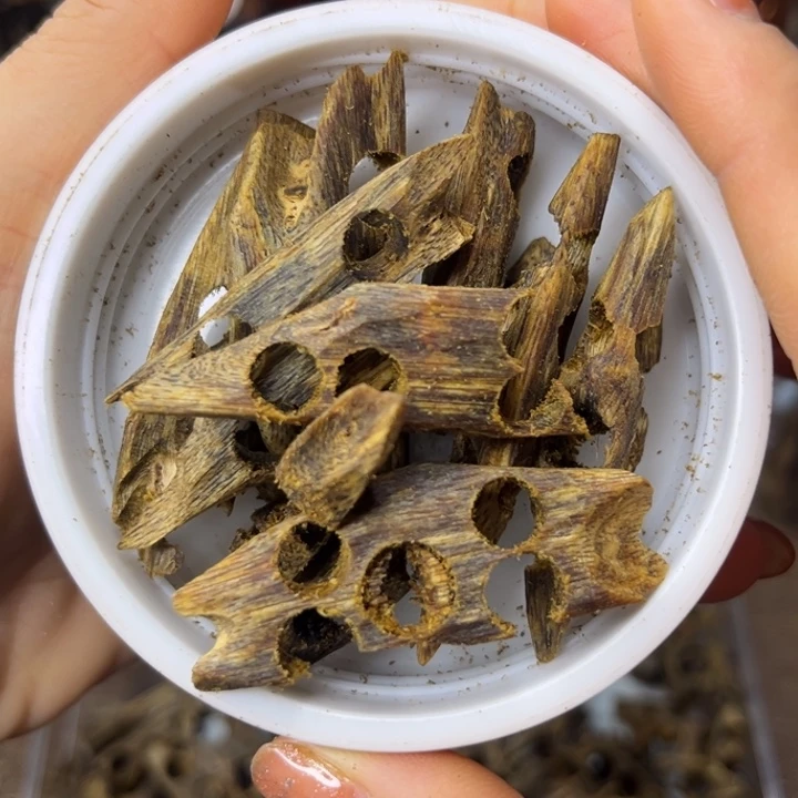 非洲檀香无事牌碎料
