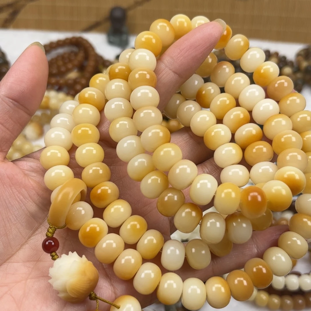 吊坠菩提根/象牙果念****?