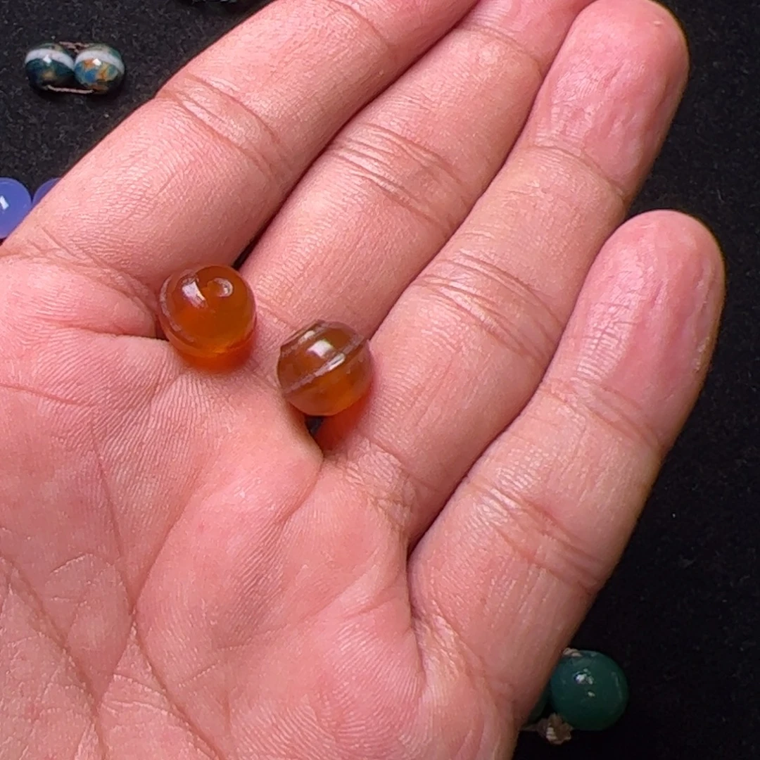 老***在玛瑙/玉髓未镶嵌配饰