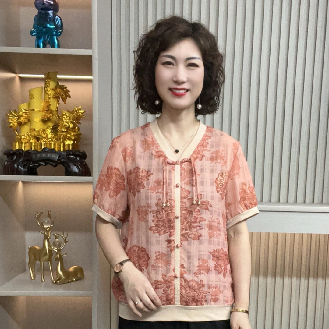 妈妈装流行欧若拉时尚潮牌女装宽松夏装女士独特漂亮小衫休闲短袖