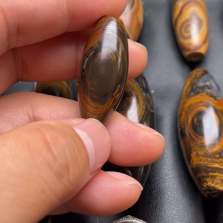 香***王碧石未镶嵌颈饰珠