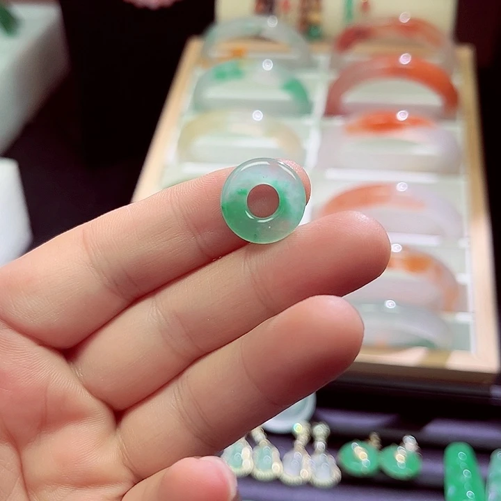 未镶嵌手串石英质玉