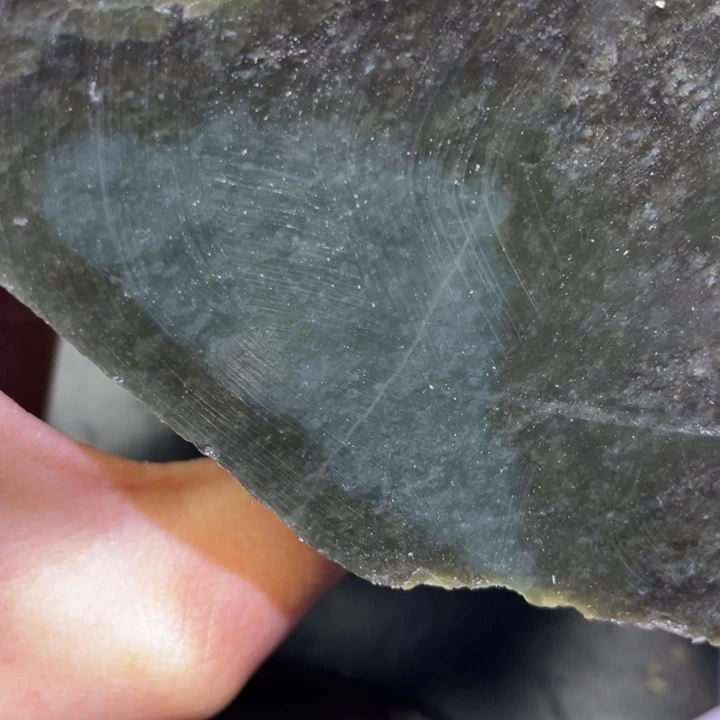 和田玉未镶嵌珠宝半成品