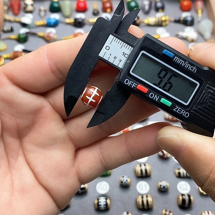 未镶嵌隔珠玛瑙/玉髓