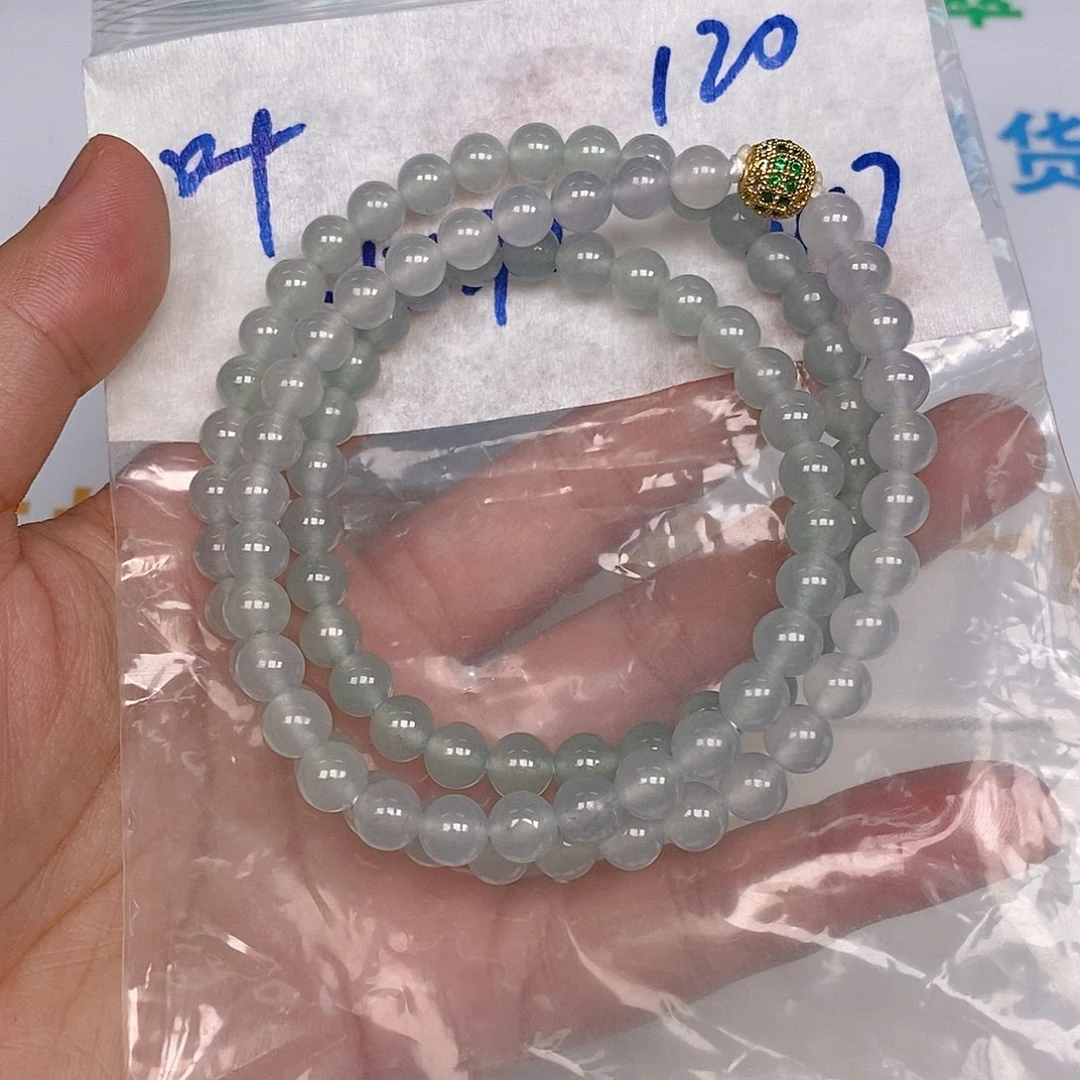 每***光翡翠未镶嵌颈饰翡翠