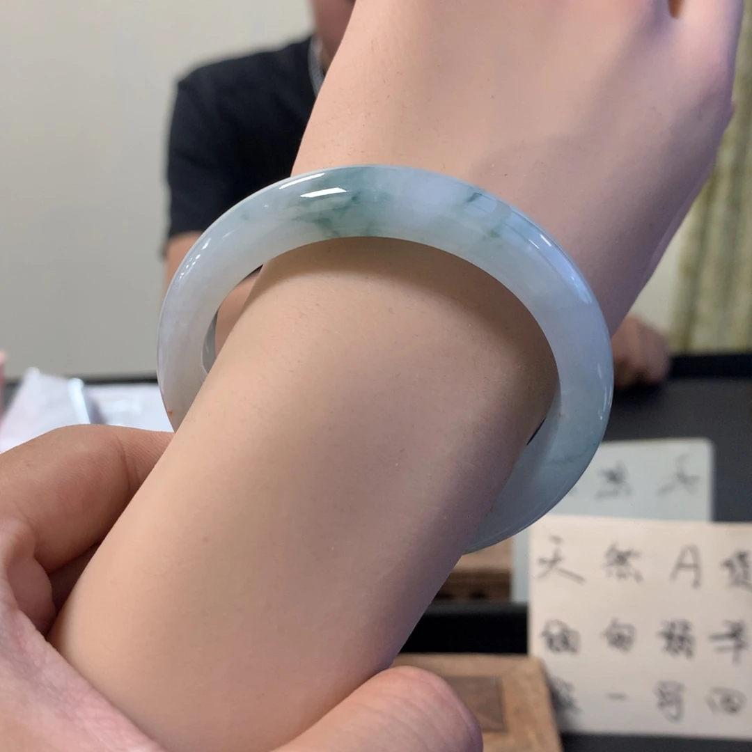 翡翠手镯未镶嵌32号55.2