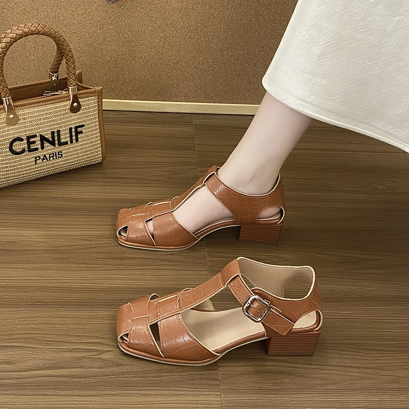 法式罗马编织镂空凉鞋女2025一字扣带复古粗跟猪笼鞋度假风鞋女女