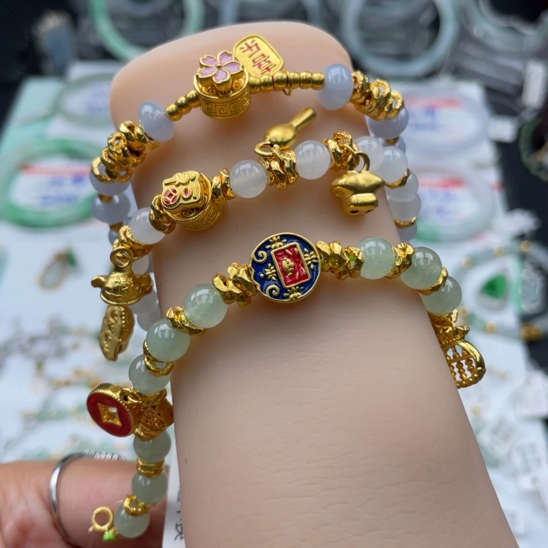 足金镶嵌手链翡翠