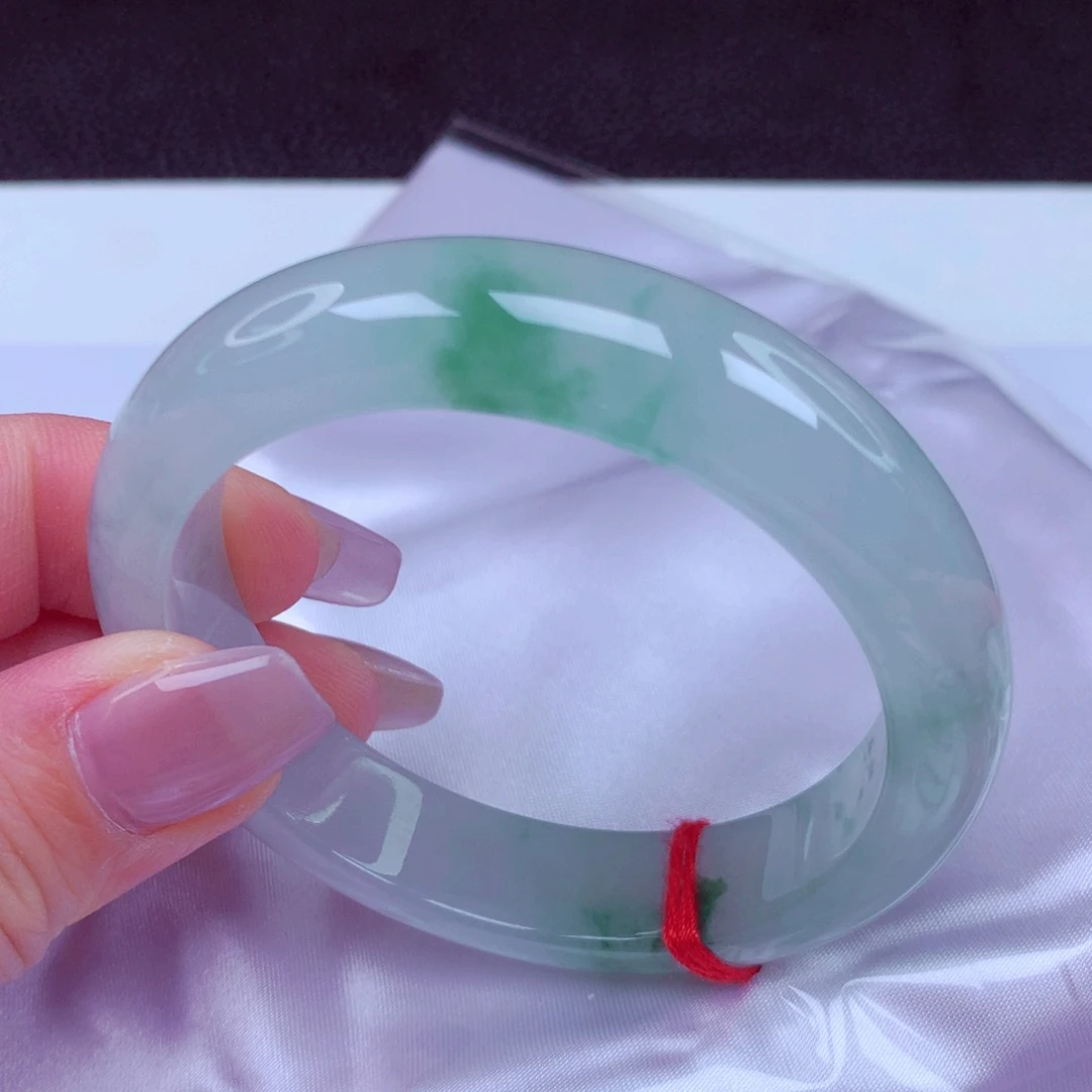 翡翠未镶嵌手镯手镯