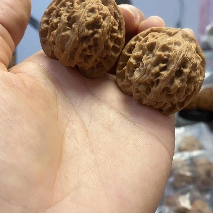 文玩核桃把件38.5苹果老树