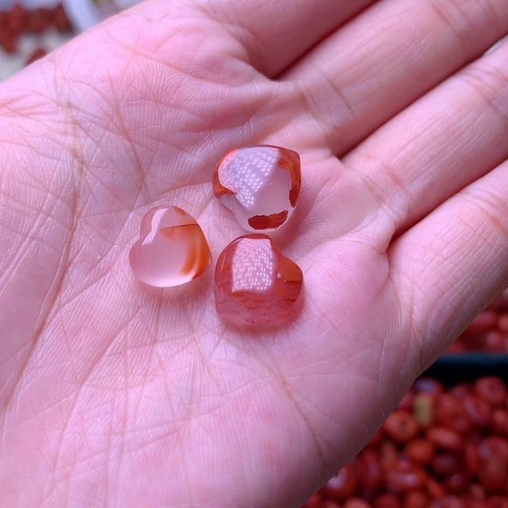 南红玛瑙未镶嵌珠宝半成品528