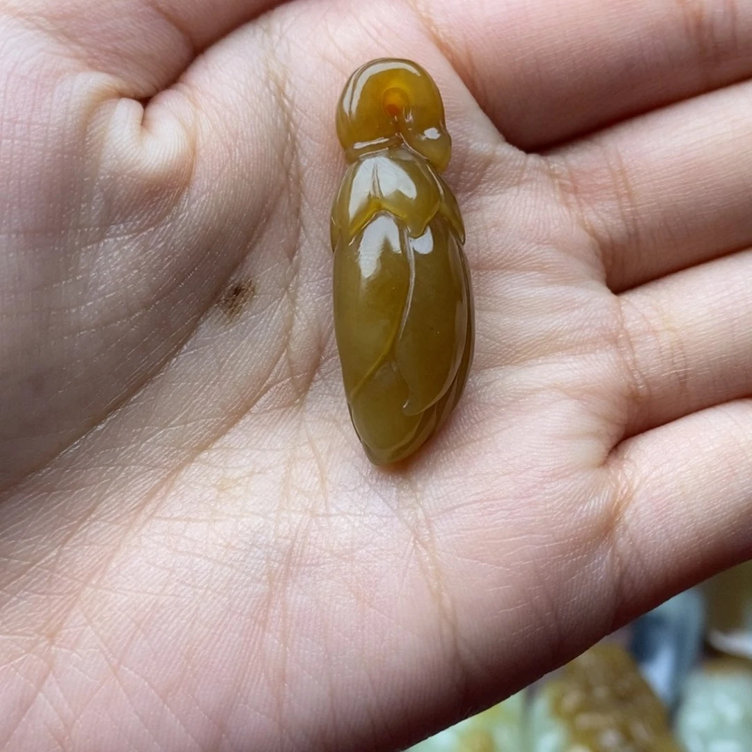 项链未镶嵌和田玉（糖玉）