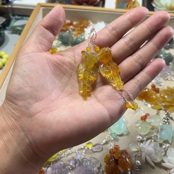 合金蛇纹石玉耳饰
