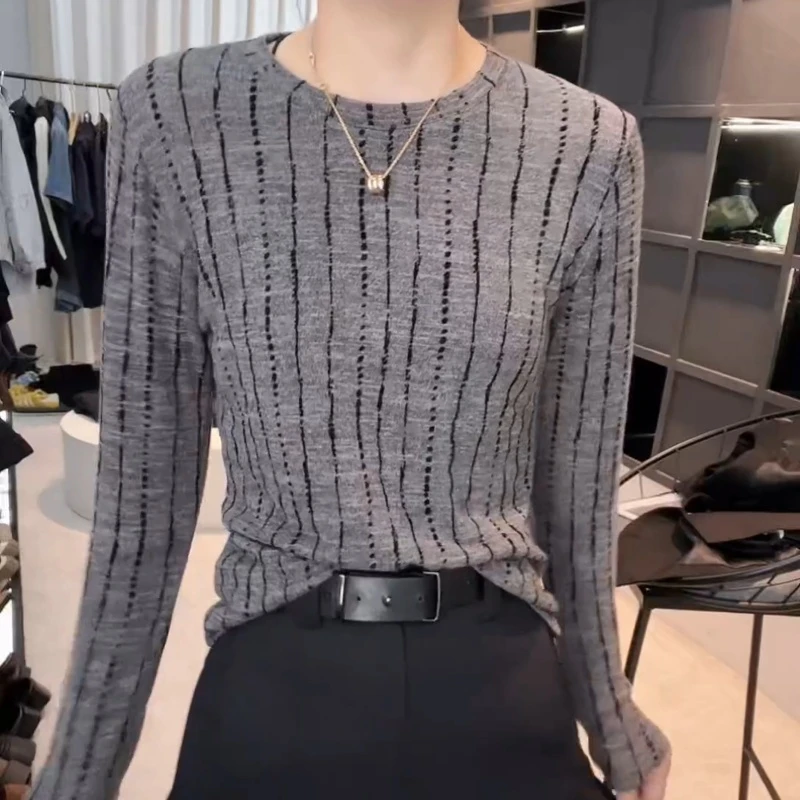 新秋款设计感圆领时尚百搭长袖显瘦T恤上衣LK2506845