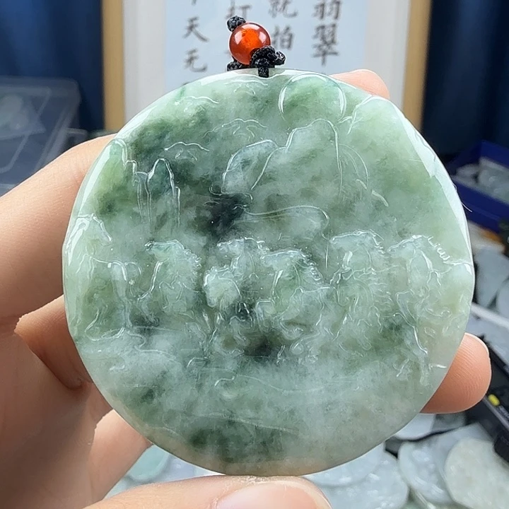 翡翠未镶嵌颈饰翡翠