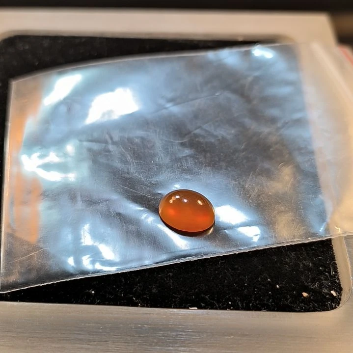 余***石英岩玉未镶嵌戒面