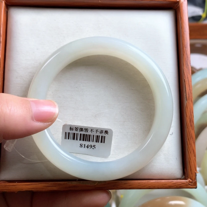 【闪购商品】和田玉手镯未镶嵌