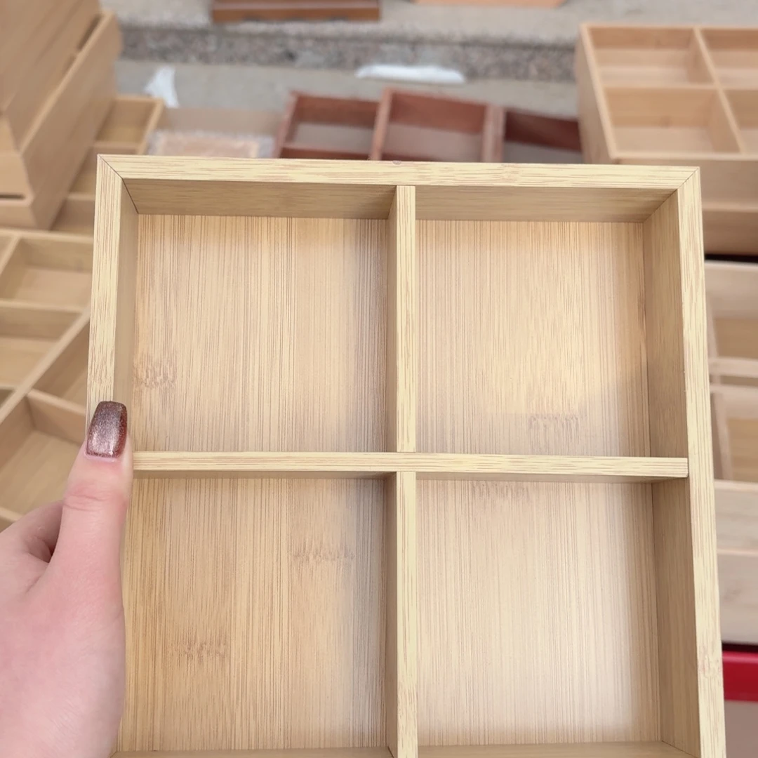 原木色四宫格微瑕，拍下不退不换