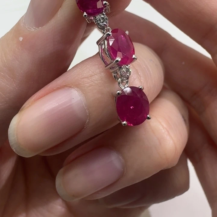 未镶嵌红宝石颈饰