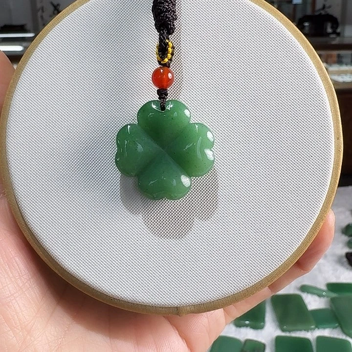 密玉（石英质玉）未镶嵌吊坠