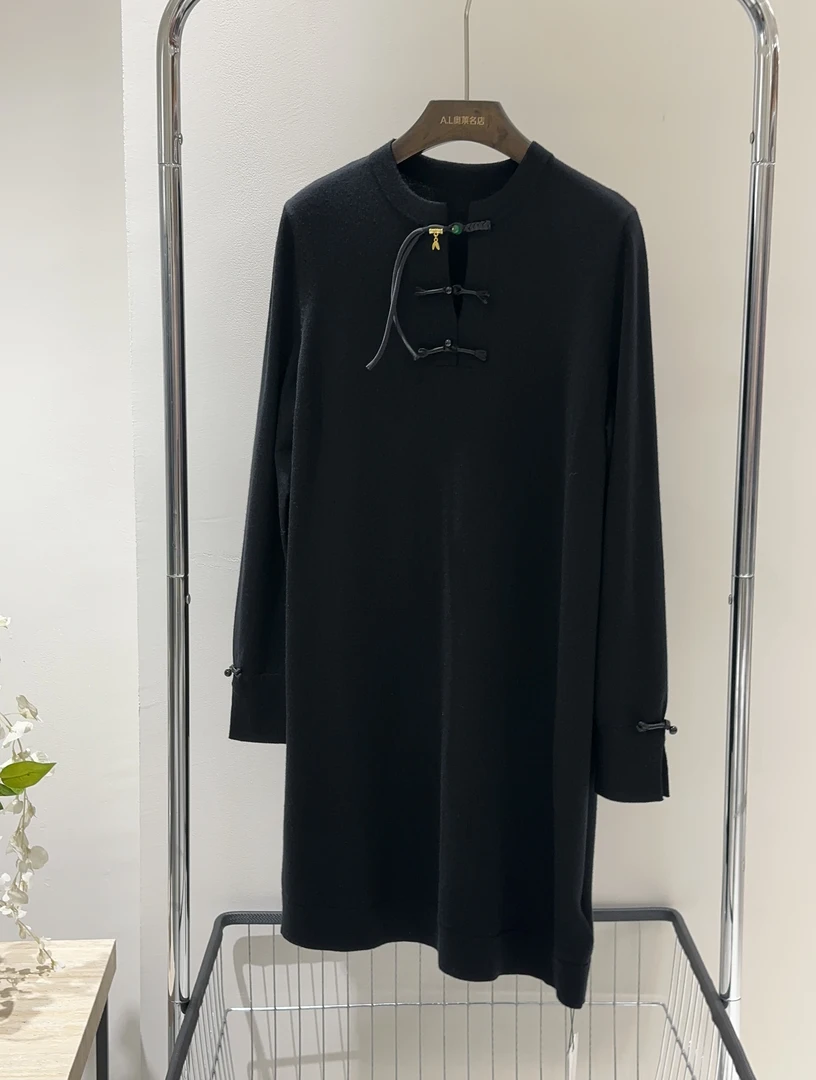 【乔帛】2025新款秋冬轻奢女士上衣-2846