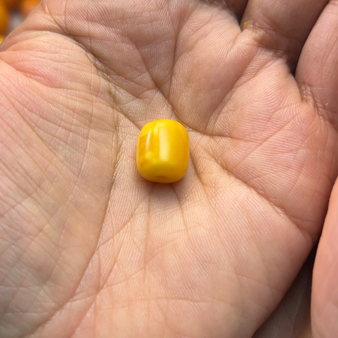 蜜蜡未镶嵌吊坠(不含链)