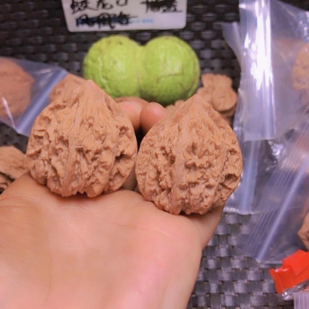 【闪购商品】核桃摆件36流星雨全品