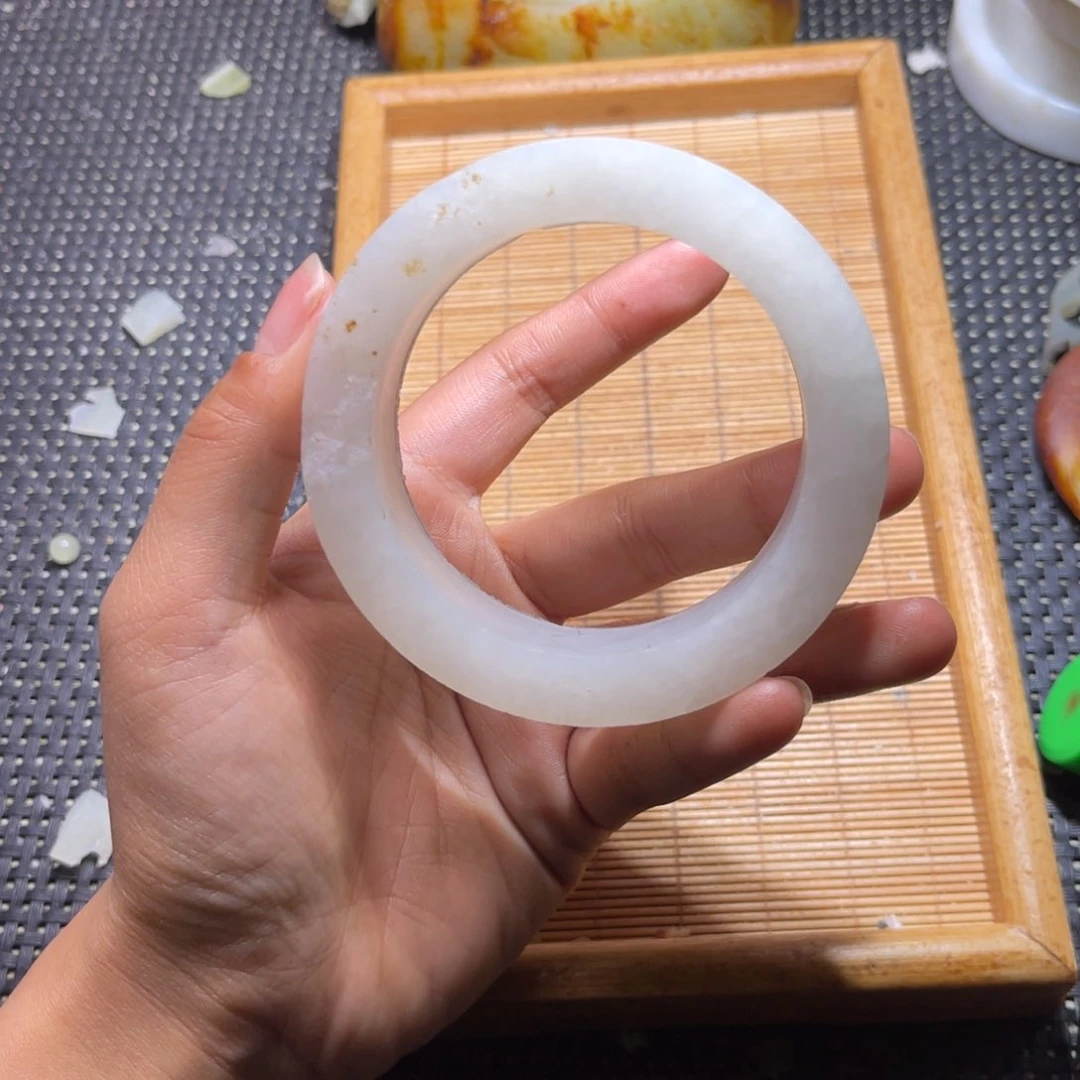 未镶嵌和田玉车挂