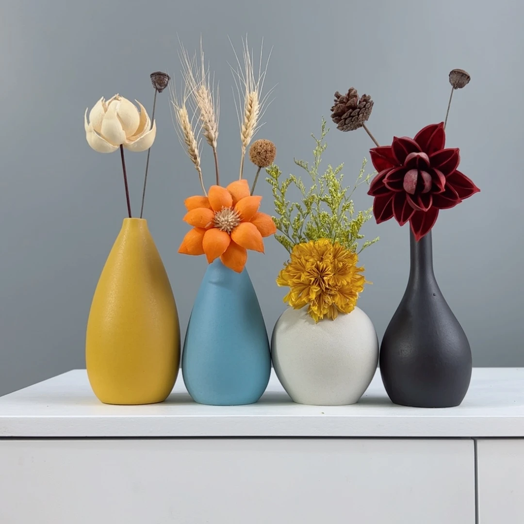摆件陶瓷小花瓶摆件含花总高约20-30cm