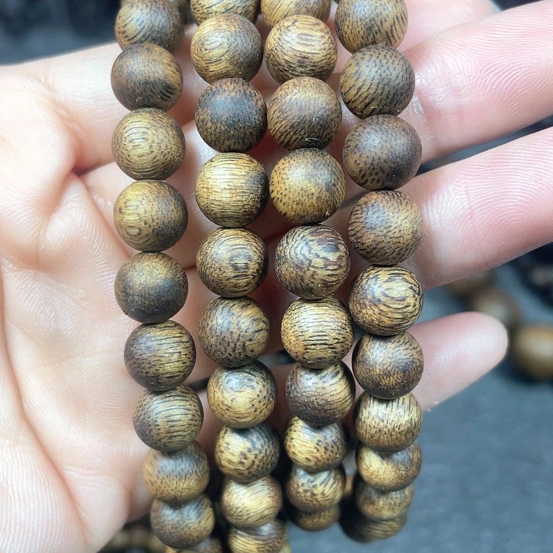 沉香手串海南莺歌绿棋
