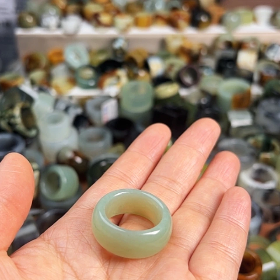 【闪购商品】蛇纹石玉合金颈饰晶*