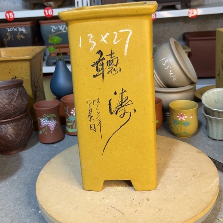 紫砂花盆紫砂花盆