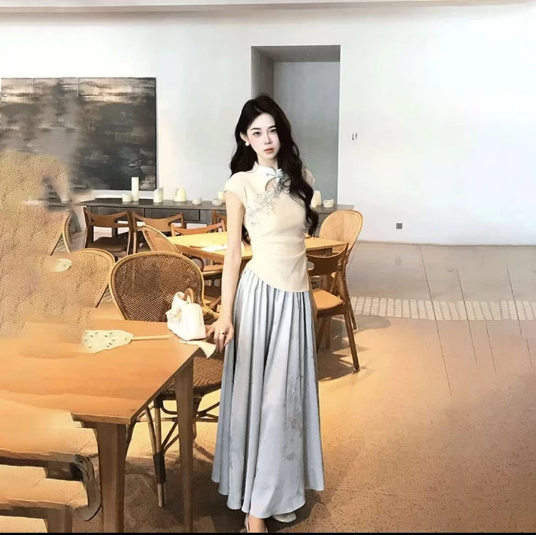 新中式国风镂空T恤女上衣套装2025夏季新款显瘦中长款伞裙两件套