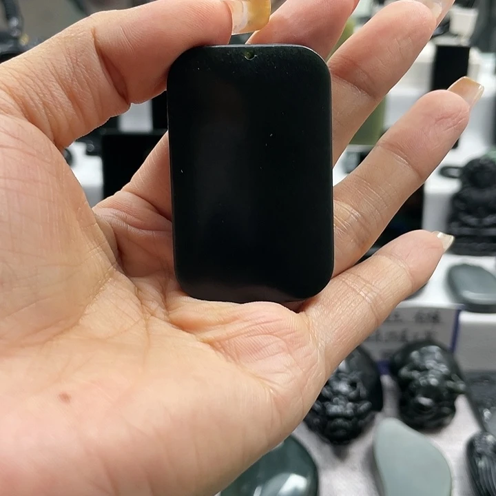 【闪购商品】和田玉（青玉）未镶嵌颈饰九*?