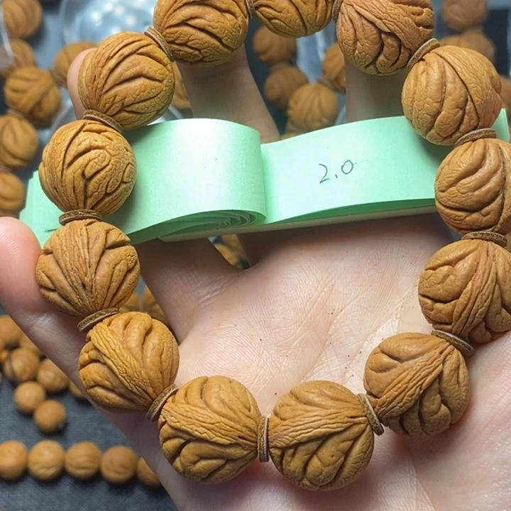 吊坠桃核秦岭山野生桃核