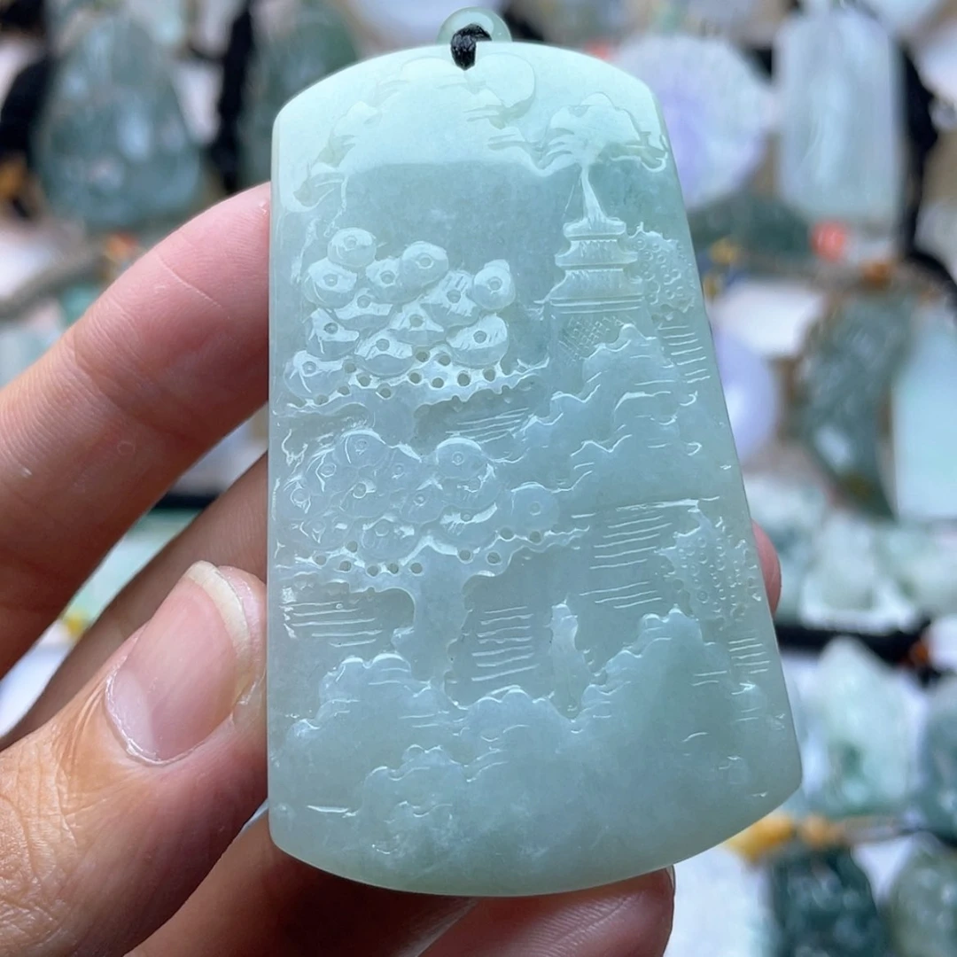 【闪购商品】颈饰未镶嵌翡翠山水