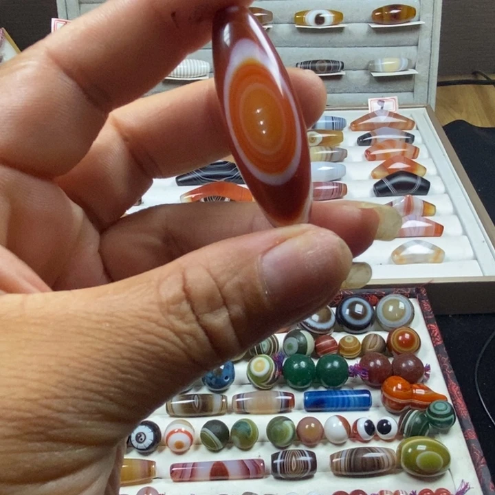 玛瑙/玉髓未镶嵌珠宝半成品